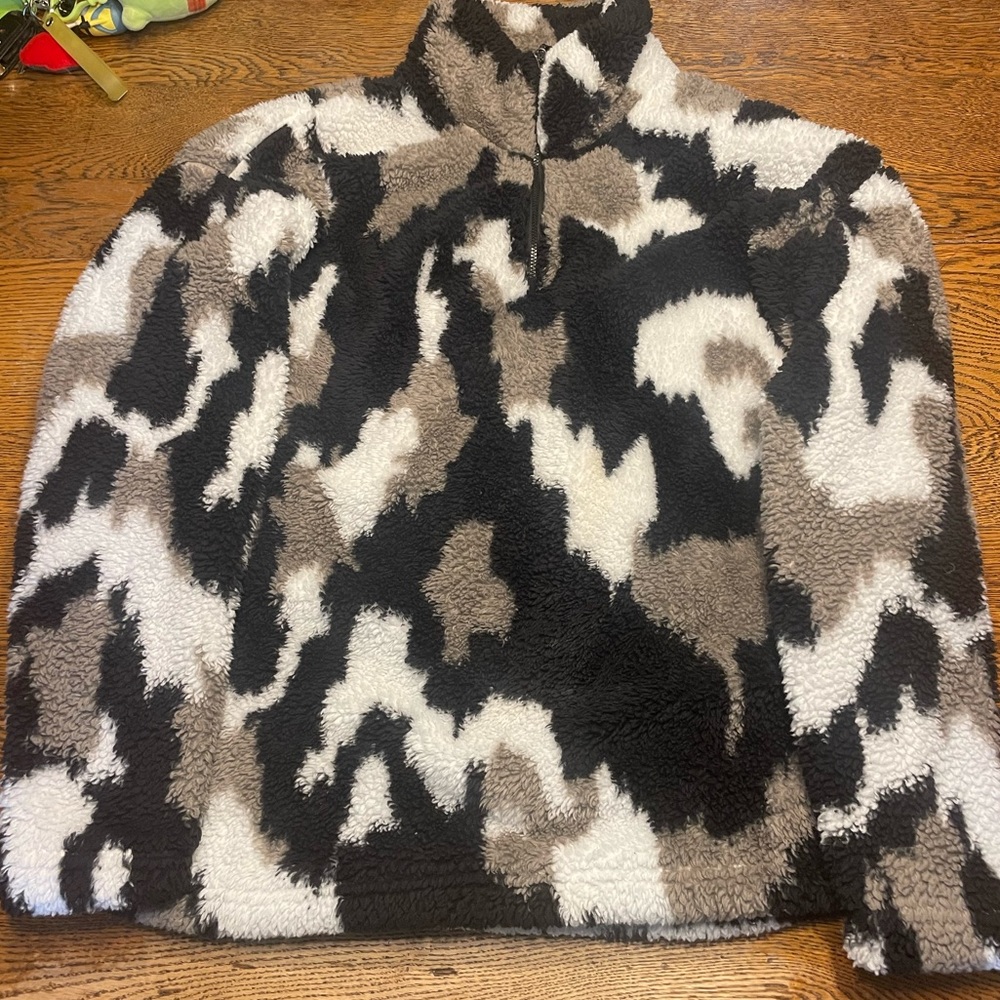Eddie Bauer Women's Plush Fleece Quarter Zip Sweatshirt Camo Print Pullover Top